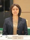 　講演に臨む日銀の小枝淳子審議委員＝１５日午前、熊本市