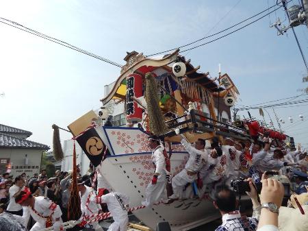 　茨城県・常陸大津の御船祭（文化庁提供）