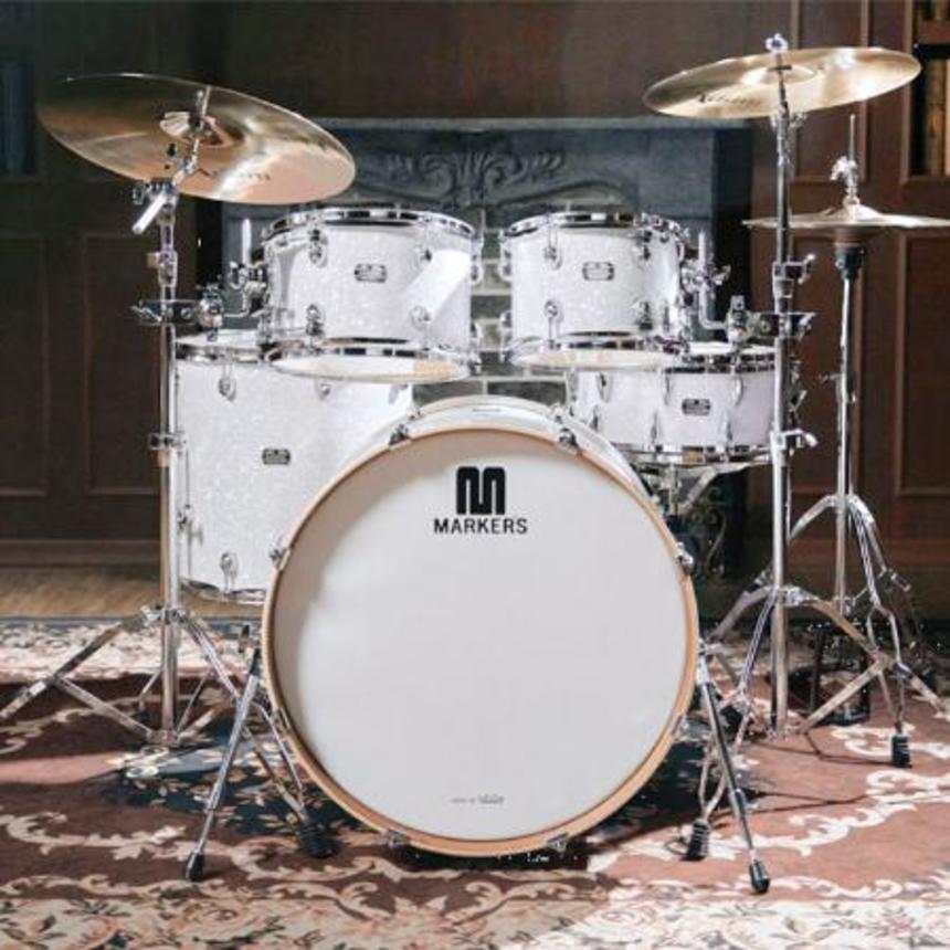 　韓国の李在明大統領が高市首相に贈ったドラムのセット（大統領府提供・共同）