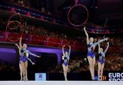 　団体種目別決勝　日本のフープ・クラブの演技＝フランクフルト（共同）