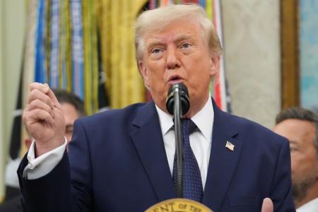 　米ワシントンのホワイトハウスで話すトランプ大統領＝６日（ＡＰ＝共同）