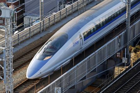 　山陽新幹線の「５００系」車両＝２０２５年３月、福岡市