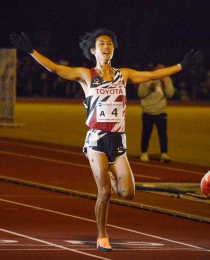 　陸上男子１万メートルで日本新記録を樹立した鈴木芽吹＝東京都八王子市