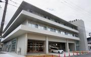 　完成した複合型福祉施設「希望のまち」の建物＝７日午前、北九州市小倉北区