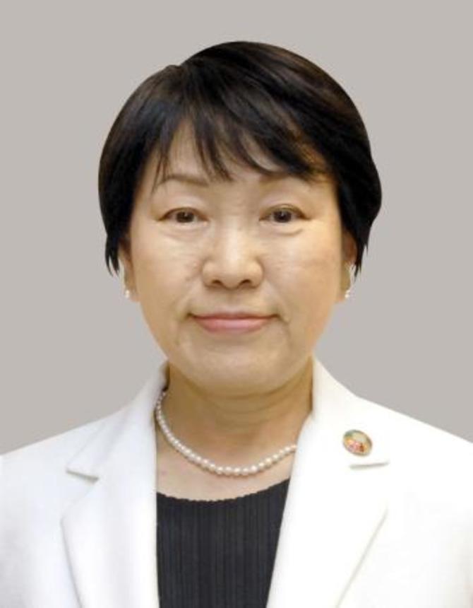 　阿部俊子文科相