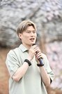 ８日のＦＣ岐阜のホーム戦に来場し、トークショーに出演する古橋亨梧＝岐阜市長良福光、岐阜メモリアルセンター