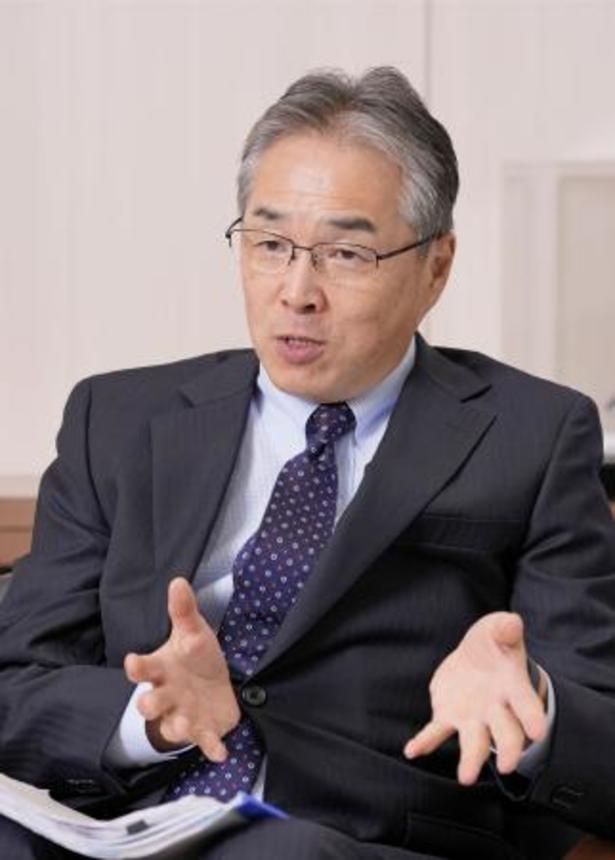 　インタビューに答える京成電鉄の天野貴夫社長