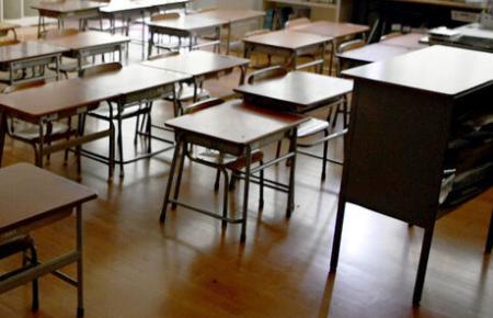 　小学校の教室（イメージ）