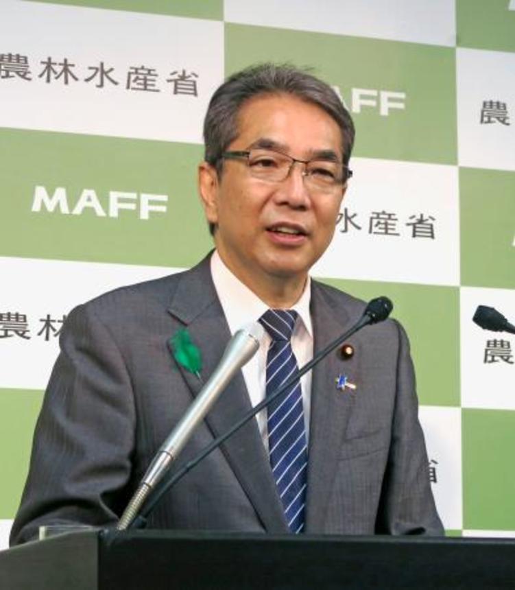 　記者会見する江藤農相＝２２日午前、農水省