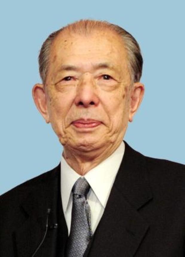　岩崎俊一さん