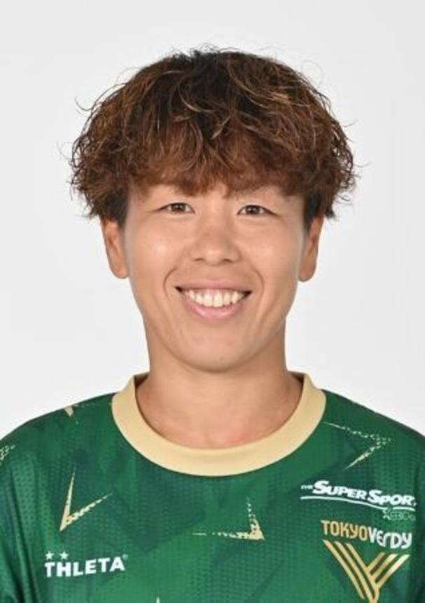 　岩清水梓