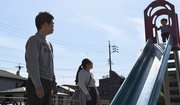 「この子に出会えて、心から幸せです」と話し、笑顔で写真に収まる一家＝岐阜市内（一部画像処理をしています）