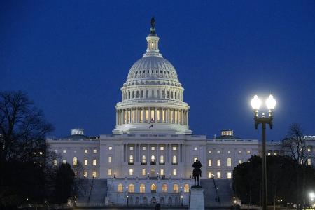　ワシントンにある米議会議事堂＝３月（ＡＰ＝共同）