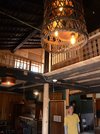 趣ある古民家を改修して宿泊できるようにした建物。まき風呂とかまどを備えている＝中津川市川上