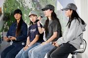 　トークショーに参加した（左から）開心那、吉沢恋、赤間凛音、中山楓奈＝３１日、福岡市