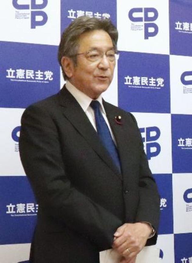 　記者会見する立憲民主党の杉尾秀哉参院議員＝３日午後、国会
