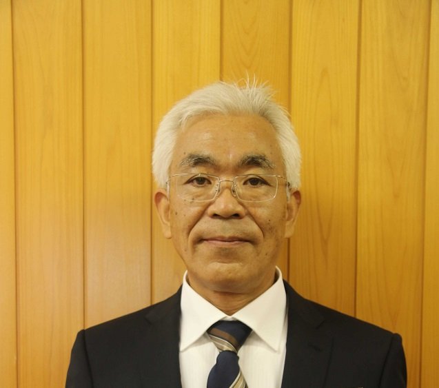 白川町長選で初当選した佐伯正貴氏