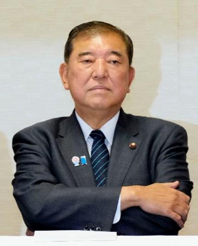 　自民党役員会に臨む石破首相＝１６日午前、東京・永田町の党本部