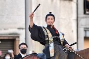 「ぎふ信長まつり」で織田信長役を務めた木村拓哉さん＝２０２２年１１月、岐阜市金町