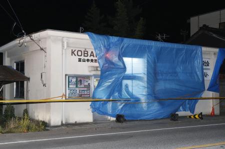 　事件発生当日の富山中央署奥田交番＝２０１８年６月２６日、富山市