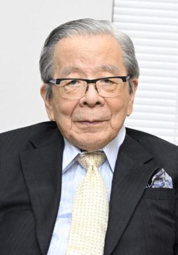 　玉井義臣さん