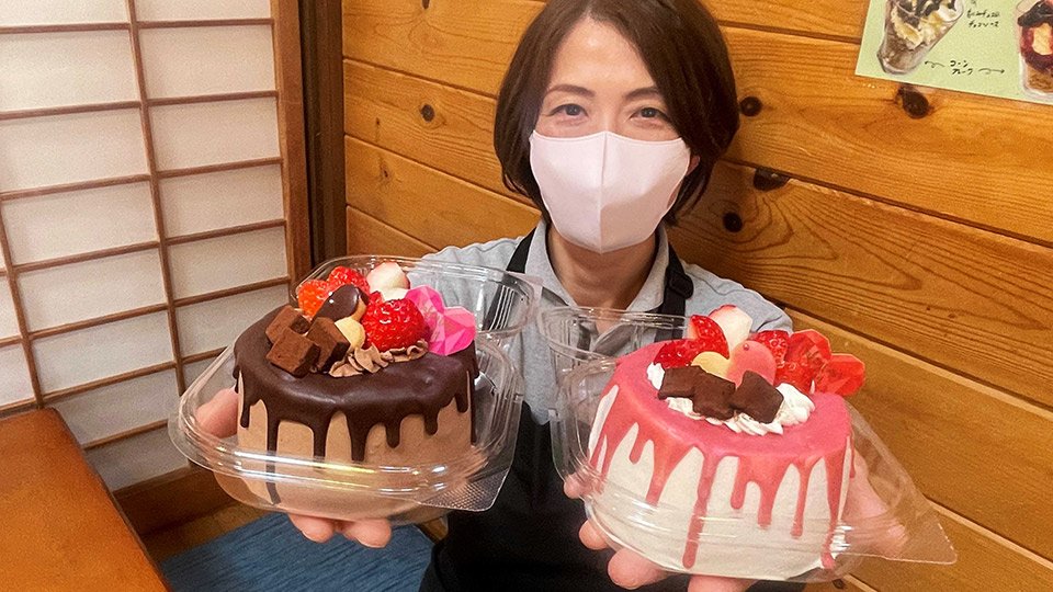 鮮やかでかわいらしいホールシフォンケーキ＝垂井町府中、まんじゅどーむ