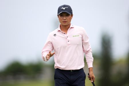 　米バミューダ選手権の第３ラウンドで、３４位に後退した平田憲聖＝２４日、ポートロイヤルＧＣ（ゲッティ＝共同）