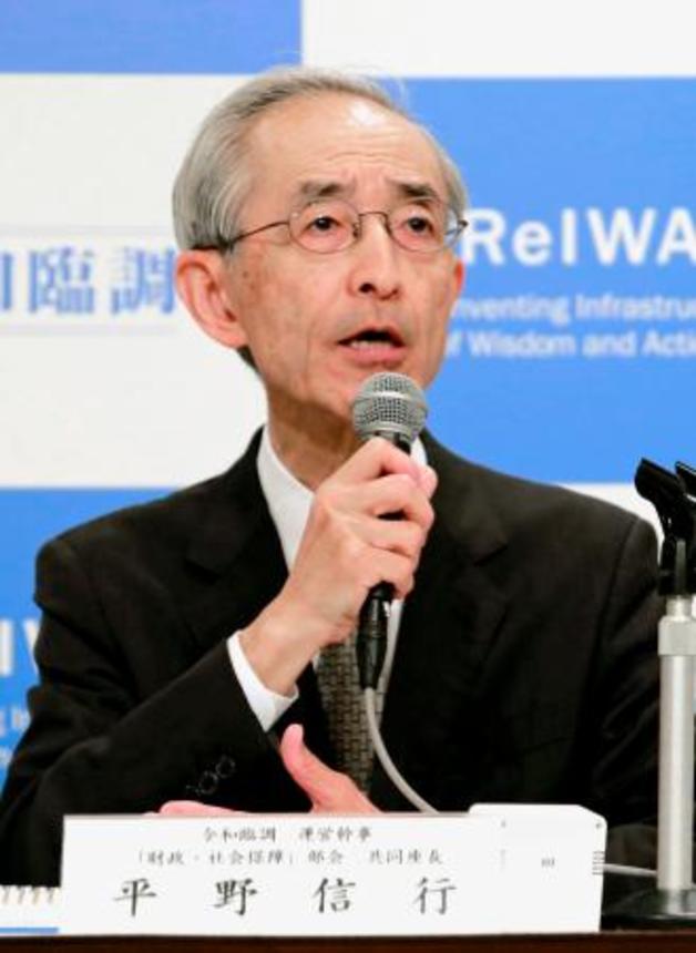 　記者会見する令和臨調の平野信行共同座長＝１０日午後、東京都千代田区