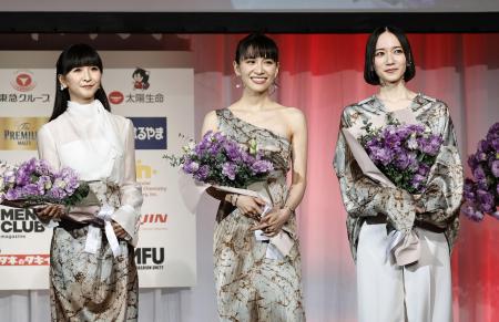 　「Ｐｅｒｆｕｍｅ」の（左から）かしゆか、あ〜ちゃん、のっち