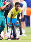 　ノルウェーに敗れ、肩を落とすブラジルのビニシウス＝ニューヨーク（共同）