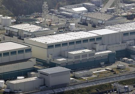　新潟県の東京電力柏崎刈羽原発６号機（中央）＝２０２５年１１月