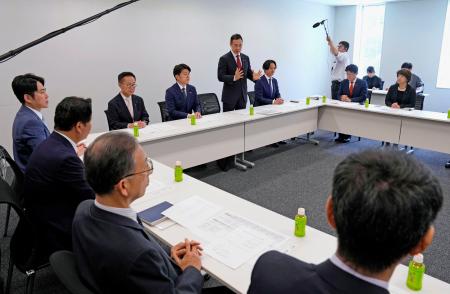 　衆院選挙制度に関する政党間協議の初会合＝６日午後、国会