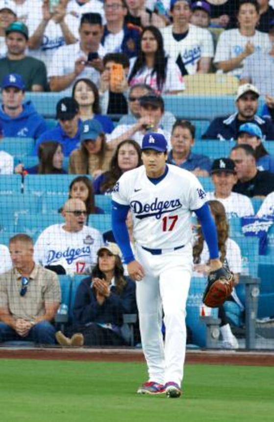 　パドレス戦の１回、シーツに適時打を許したドジャース・大谷＝ロサンゼルス（共同）
