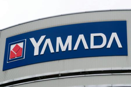 　ヤマダデンキの店舗ロゴ＝４日午前、横浜市