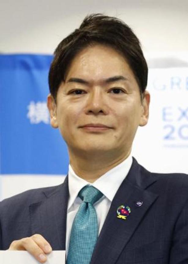 　横浜市の山中竹春市長