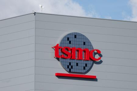 　ＴＳＭＣのロゴ＝台湾・高雄、６月（ロイター＝共同）