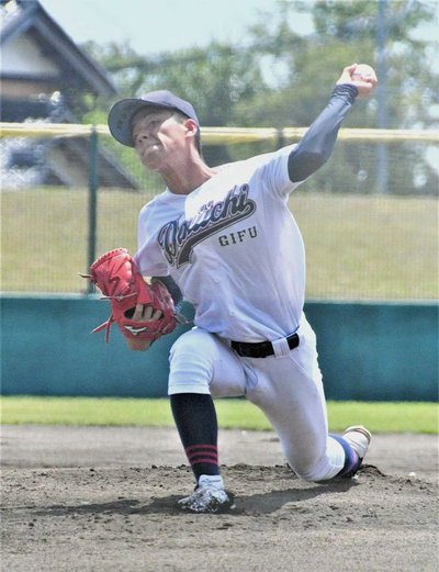 5回無失点と好投した岐阜第一のエース山中雄太
