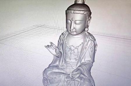 　「観世音菩薩坐像」の３Ｄデータ（観音寺の前住職提供・共同）