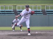 揖斐×岐阜城北＝力投する岐阜城北の三辻＝長良川