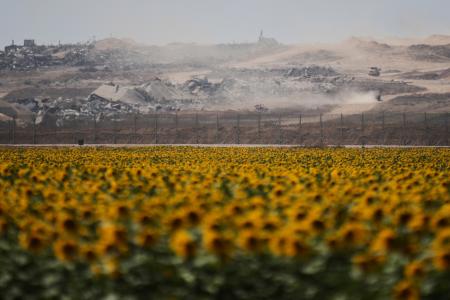　イスラエルとガザ地区の境界＝１９日（ＡＰ＝共同）