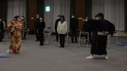 本番を控え稽古する出演者＝岐阜市前一色、長森コミュニティセンター