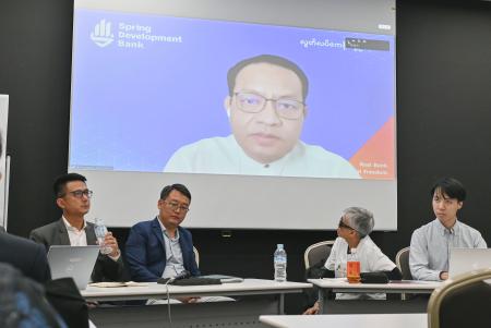 　ミャンマー軍事政権が実施する総選挙を巡り、東京都内で開かれた民主派の政治組織の幹部らによる記者会見＝８日