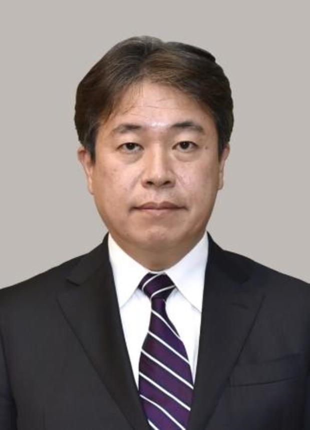 　鶴保庸介氏