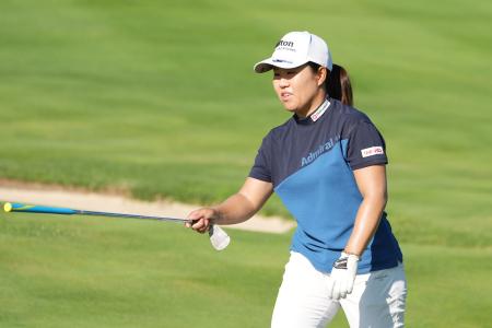 　最終調整する畑岡奈紗＝エビアン・リゾートＧＣ（共同）
