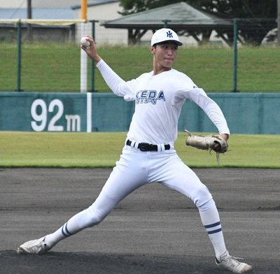 1点に泣いたが、中京相手に3失点完投の好投をみせた池田のエース中島健虎