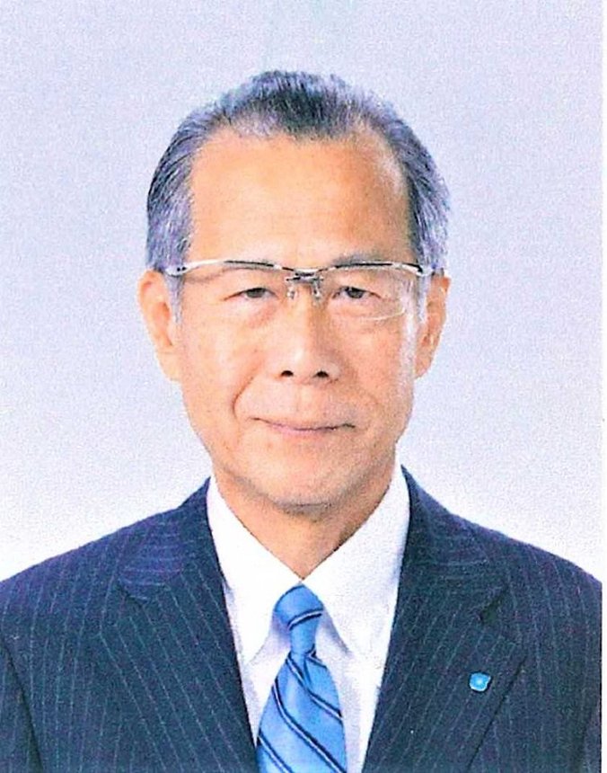 小川章氏