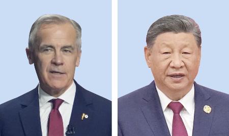 　カナダのカーニー首相（左）、中国の習近平国家主席
