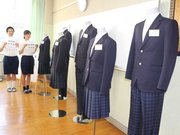 生徒や保護者らによる総選挙で候補になった制服＝６月末、岐阜市上川手、厚見中学校