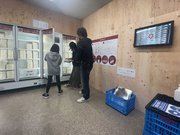 １日にオープンした餃子の雪松各務原店＝各務原市那加栄町