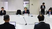 　名古屋市で開かれた愛知県の防災会議。奥中央は大村秀章知事＝２日午後
